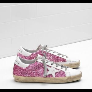 Limited edition Golden Goose Sneakers!